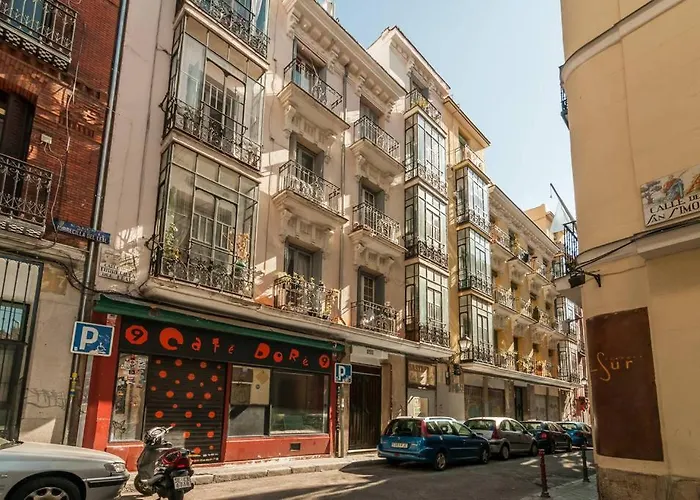 Your Home Close To Prado Museum