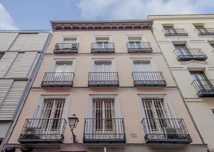 Premium Apt Para 9Pax En Calle Olmo - Centro De E1